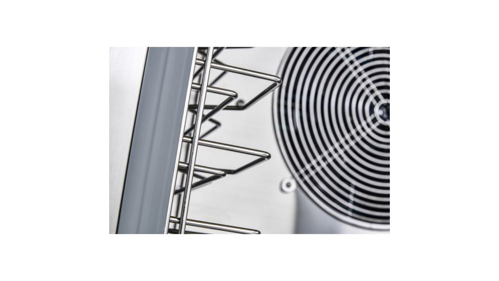 Sterling Pro Cobus SP40BC 10-Grid Single Door Blast Chiller / Freezer, 40kg/28kg