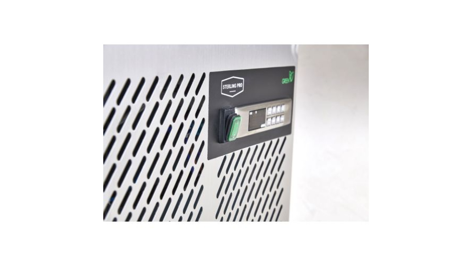 Sterling Pro Cobus SP20BC 5-Grid Single Door Blast Chiller / Freezer, 20kg/15kg