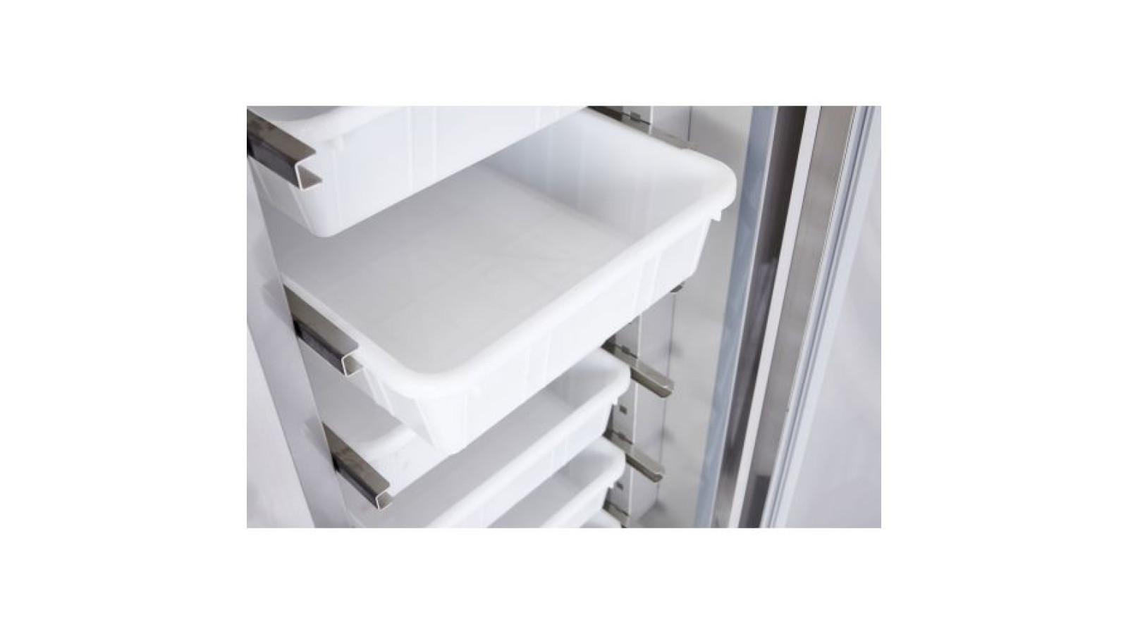 Sterling Pro Cobus SPR601FISH Single Door Fish Cabinet 7 Drawers, 600 Litres