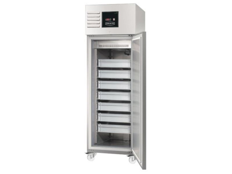 Sterling Pro Green SPIF700R Single Door Right Hinged Fish Storage Cabinet, 574 Litres