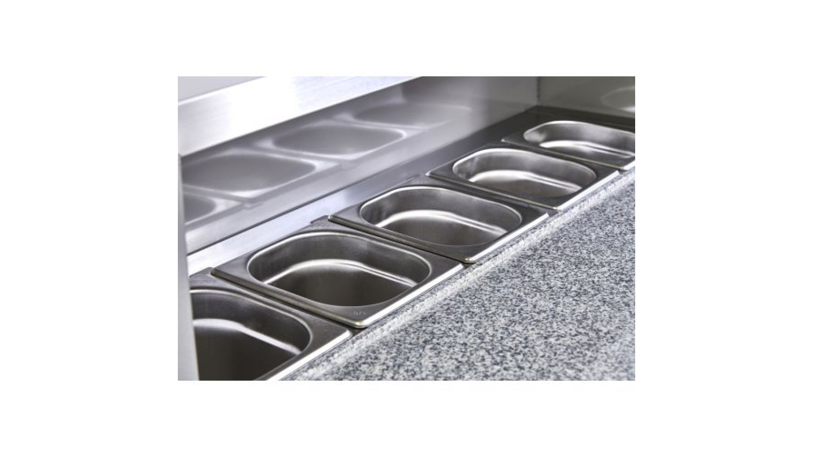 Sterling Pro Cobus SPU902PZ 2 Door Pizza Counter Granite Top 5 X GN1/6, 240 Litres
