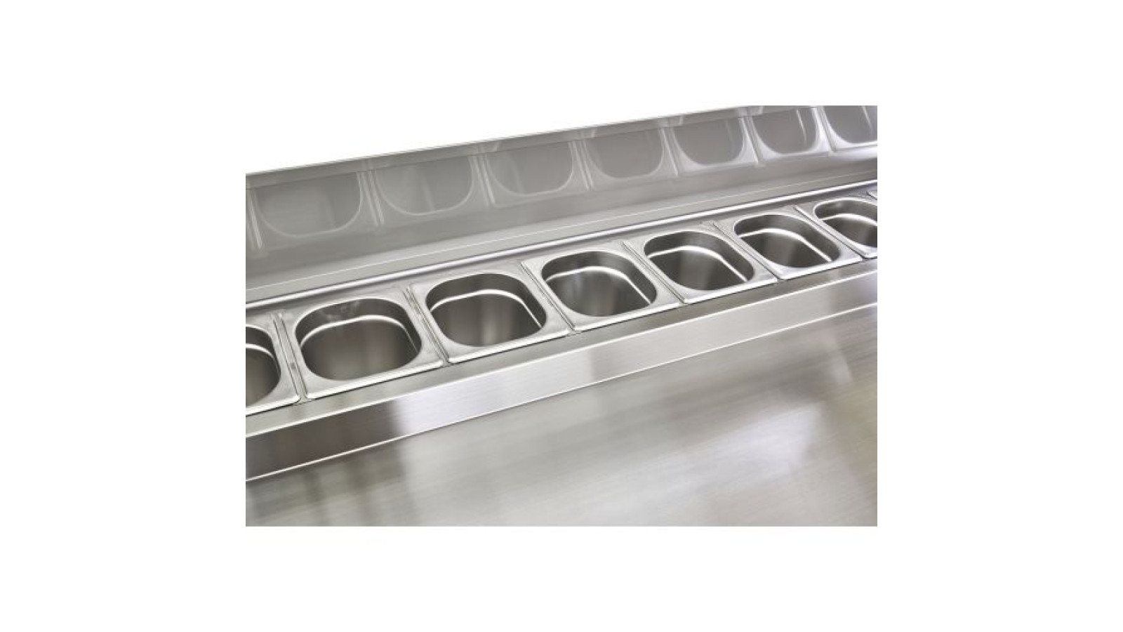 Sterling Pro Cobus SPU300PZ 3 Door Preparation Counter 8 X GN1/6, 392 Litres
