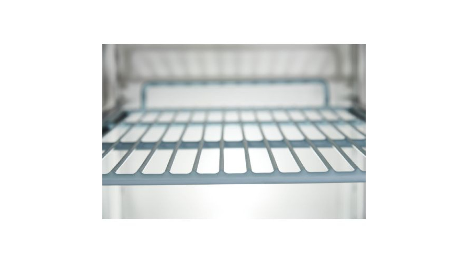 Sterling Pro Cobus SPU303 3 Door Undermounted Counter, 368 Litres